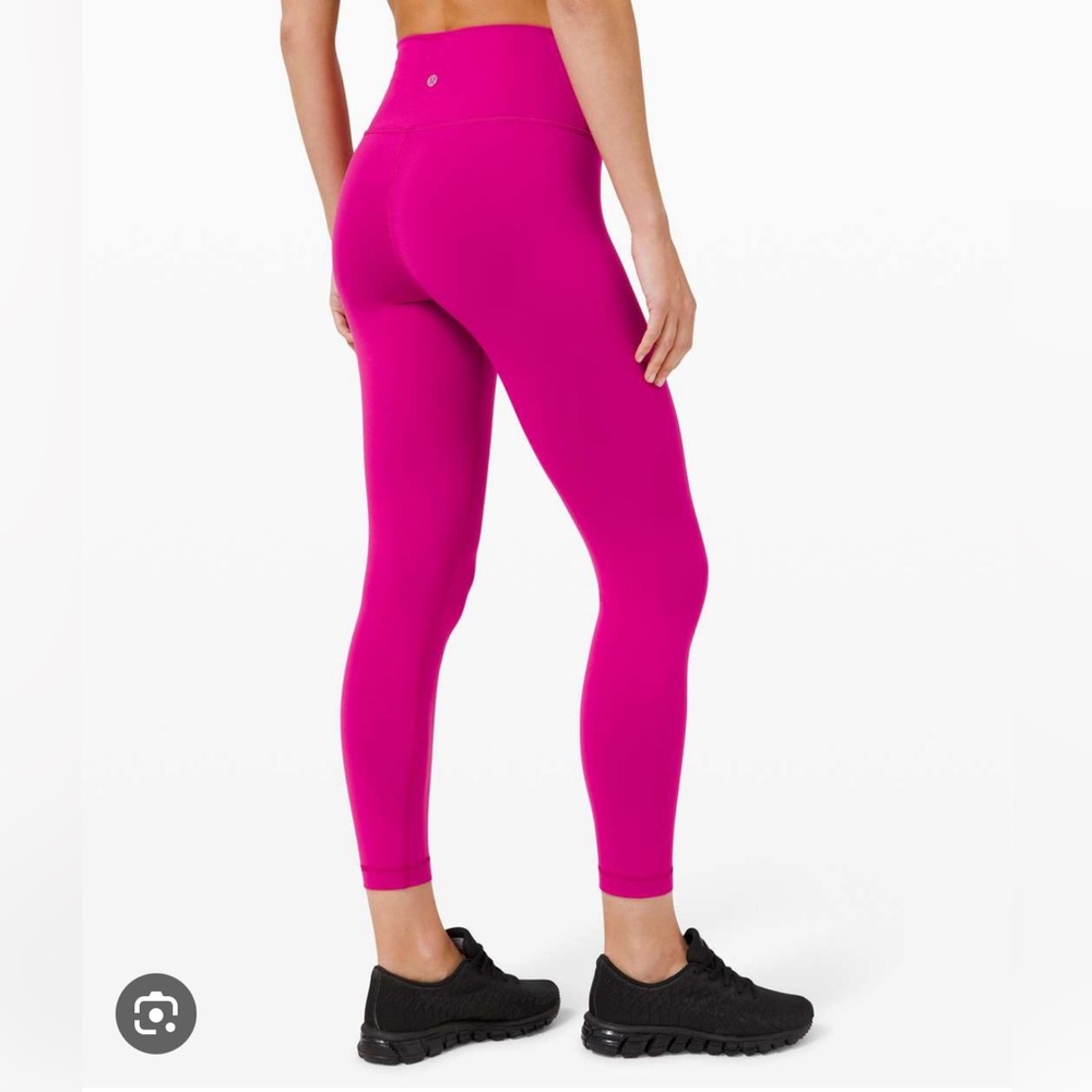 Lululemon Wunder Train High Rise Leggings 25”, size 2, Ripened Raspberry